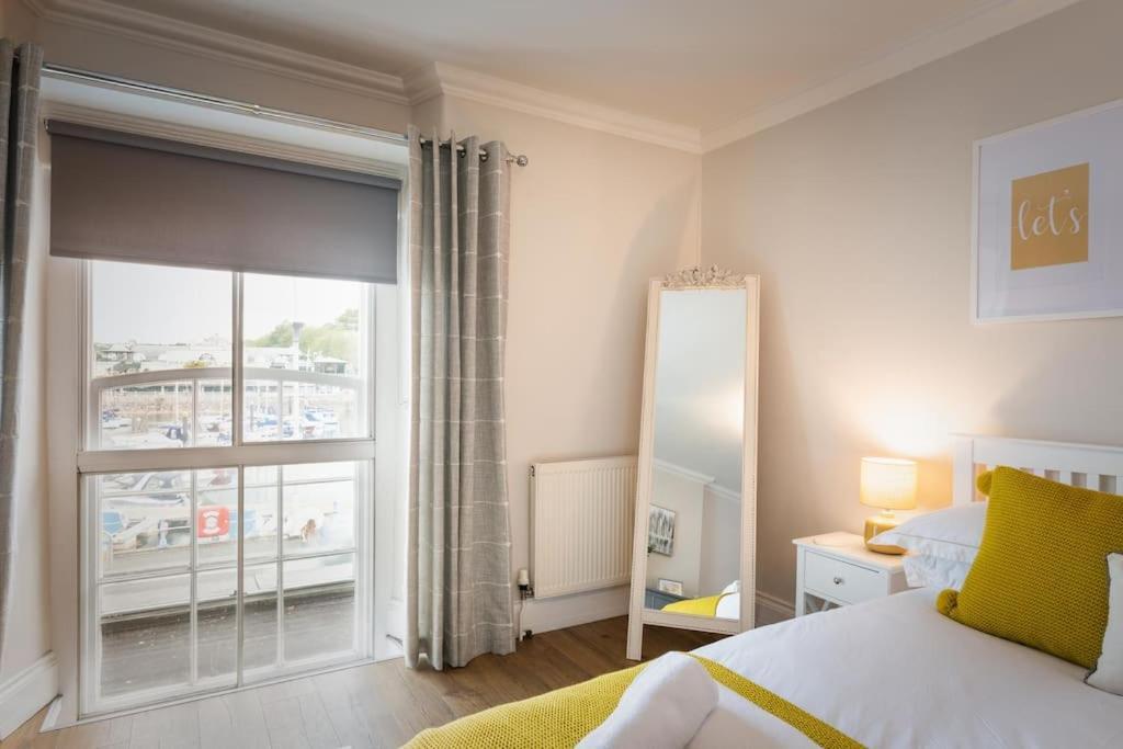 Blue Skies Apartment - Harbour Views Torquay Eksteriør billede