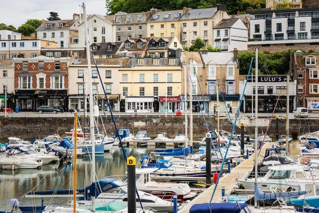 Blue Skies Apartment - Harbour Views Torquay Eksteriør billede